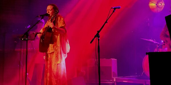 Anna B Savage @ Village Underground, London 28.03.23