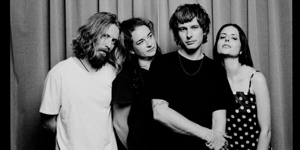 Interview: Flyying Colours Interview: Flyying Colours